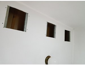 Vyplnění dutiny stropu foukanou izolací